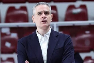 Καστρίτης: «Μεγάλη ομαδική νίκη, βελτιωθήκαμε εκεί που περιμέναμε»